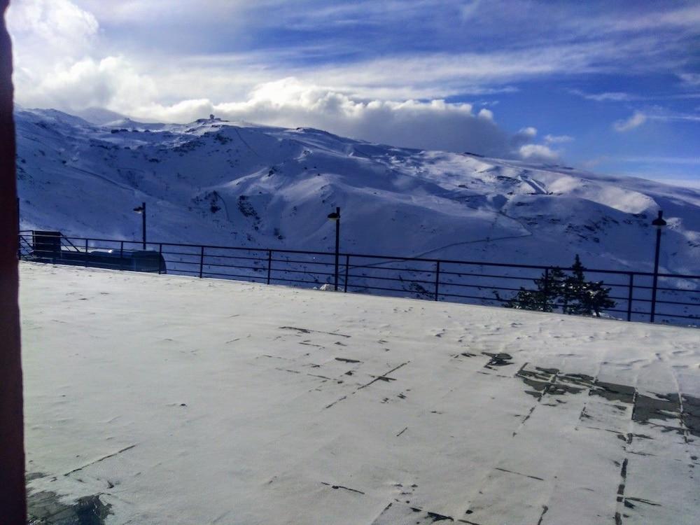 Hotel Montesol Arttyco Sierra Nevada Extérieur photo